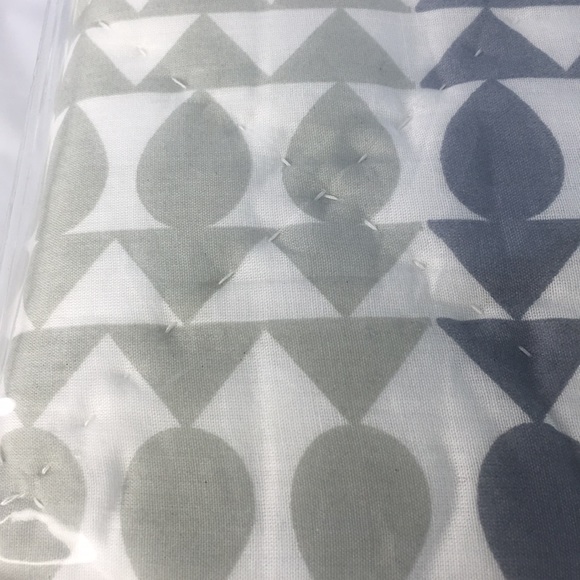 Anthropologie menai coverlet sham set 20x26 New - Picture 3 of 6